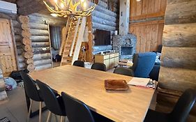 Skilodge Maentahti A